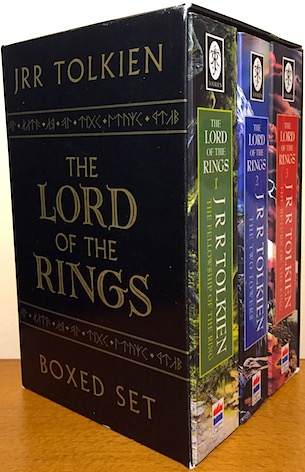 The Two Towers (The Lord of the Rings, Book 2) – HarperCollins